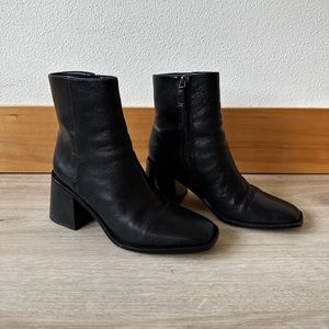 Sam Edelman zip up black boots